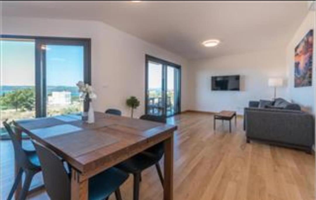 Dvj Apartments 3 Sveti Filip i Jakov Ngoại thất bức ảnh